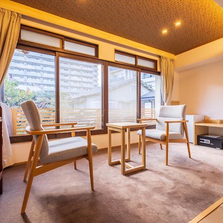 Atami Onsen Yamaki Ryokan Exteriör bild