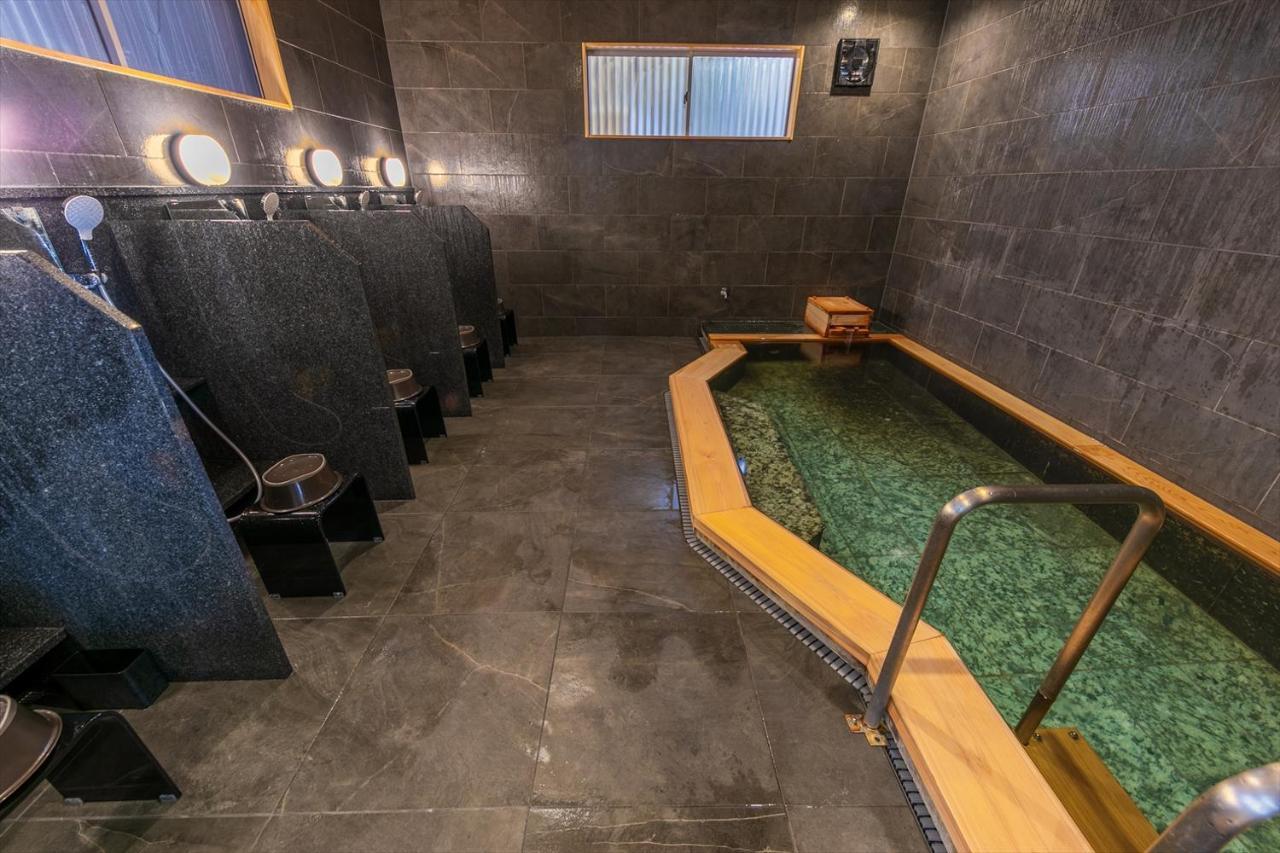 Atami Onsen Yamaki Ryokan Exteriör bild
