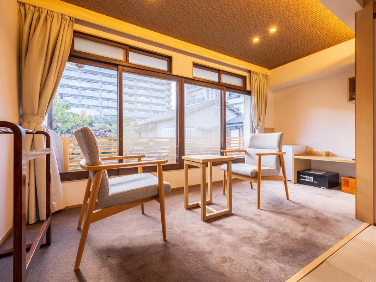 Atami Onsen Yamaki Ryokan Exteriör bild